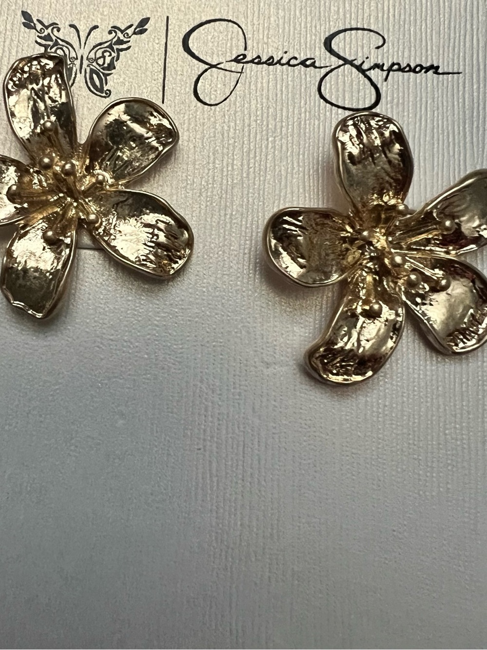 Jessica Simpson Shiny Gold Floral Petal Studs - Picture 3 of 6